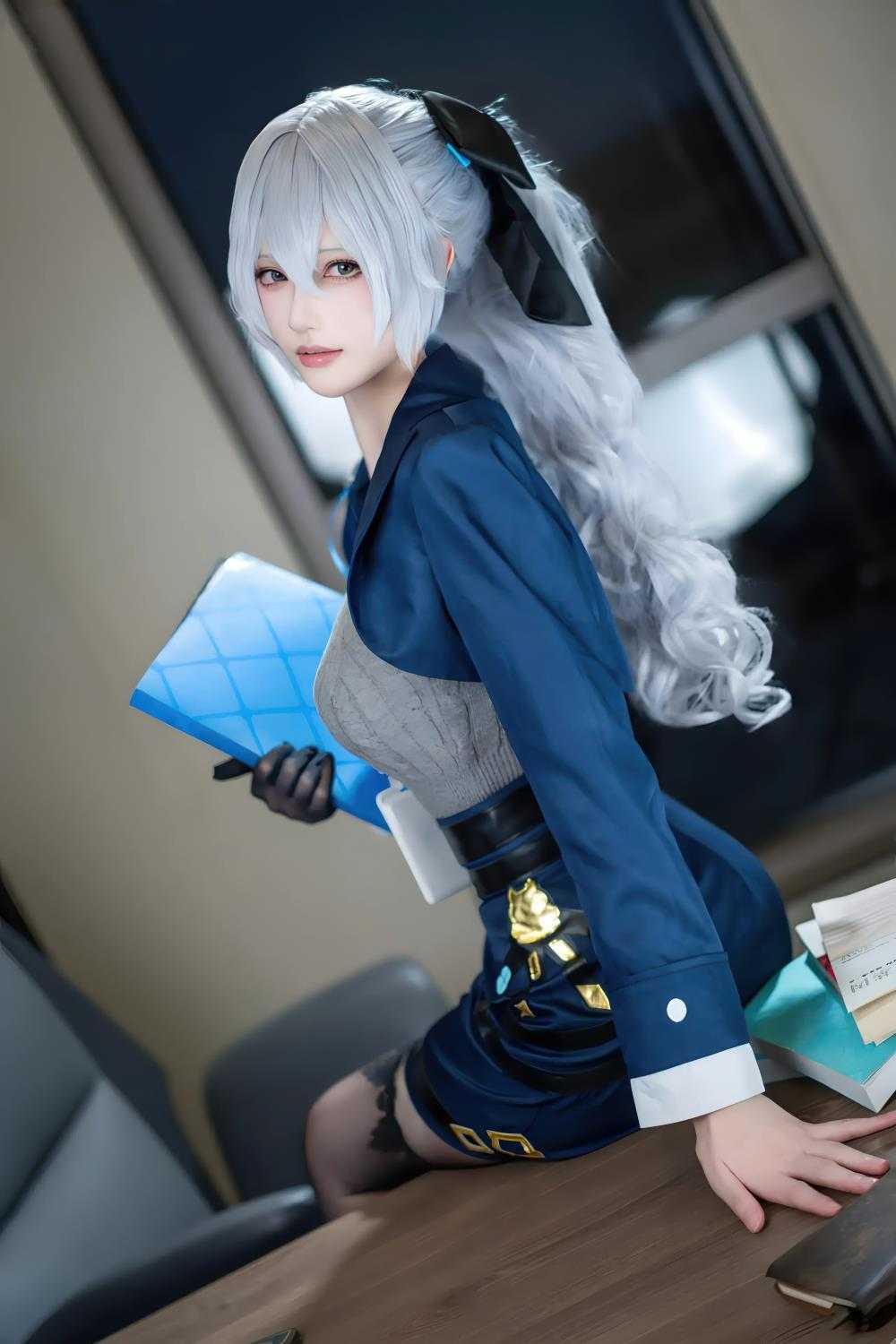 [花兮_honoka] 崩坏三 布洛妮娅 [10P/45M] 4